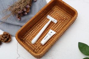 一次性剃须刀