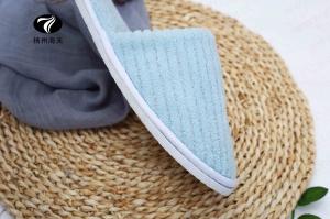一次性珊瑚绒拖鞋